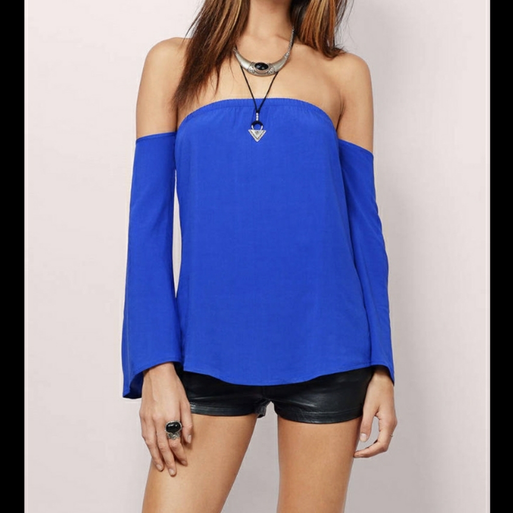 Tobi Edie off shoulder top bell sleeves sz S